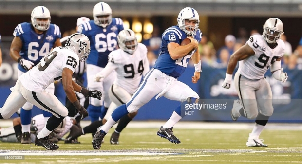 2013_w01_raiders-colts_andrew_luck